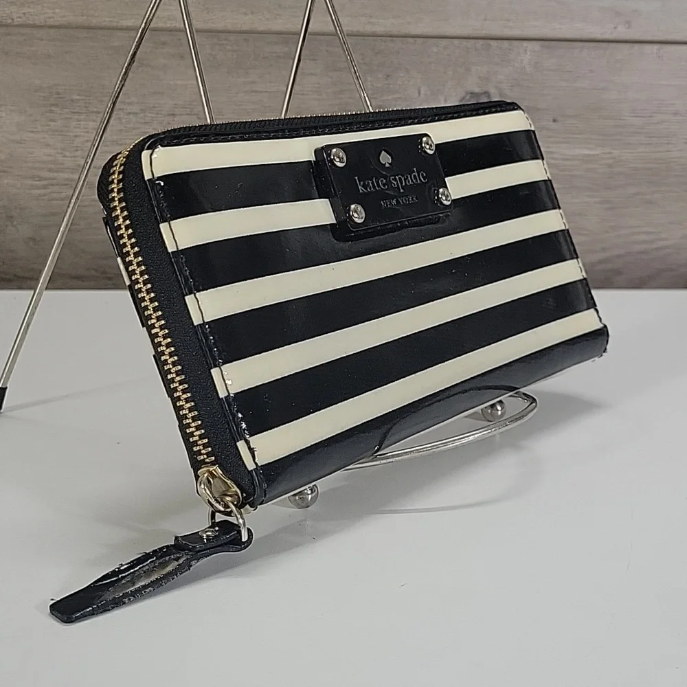kate spade Black & Off-White Striped Zip Wallet